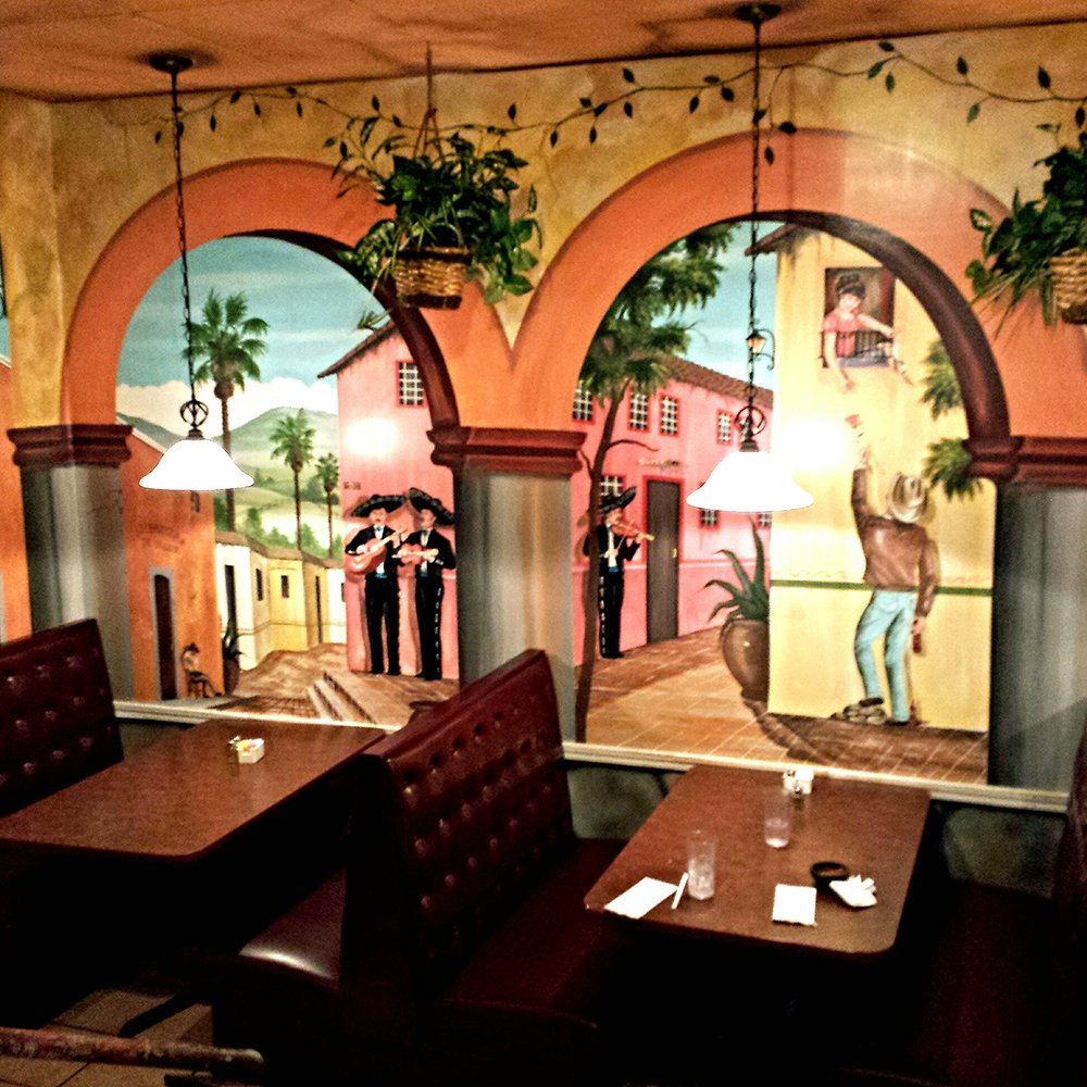 Laredo's - Obligatory interior photo - Mexican Near Me - Madison, Wisconsin