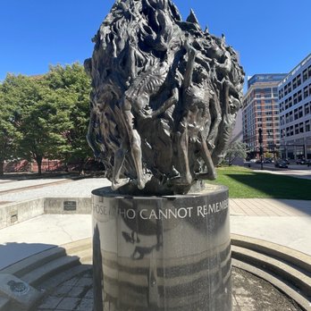 Baltimore Holocaust Memorial Park - Landmarks & Historical Buildings Near Me - Baltimore, Maryland