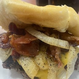 They have the best burgers! They have the best burgers!