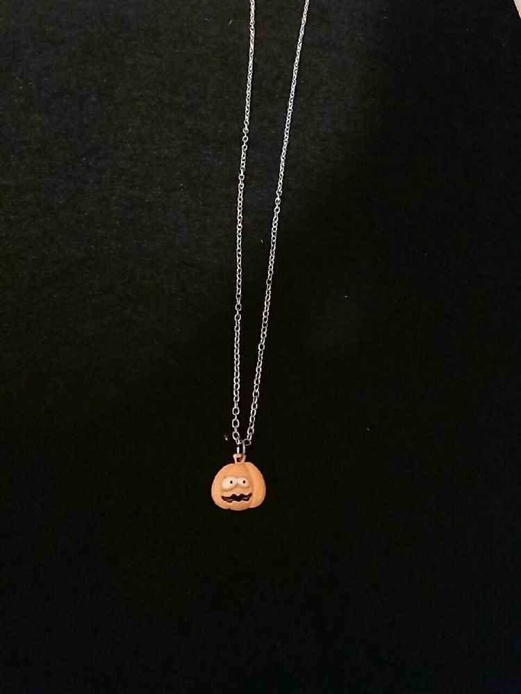 AMBER’S HANDMADE CRAFTS AND JEWELRY 10 Photos 5323 Lone Oak Trl