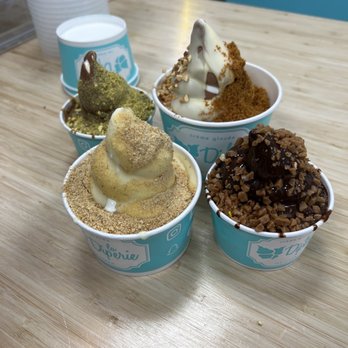 La Diperie - Ice Cream & Frozen Yogurt Near Me - Toronto, Ontario
