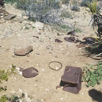 Lost Horse Mine - Old rusted items - Hiking Near Me - California, California Lost Horse Mine - Old rusted items - Hiking Near Me - California, California