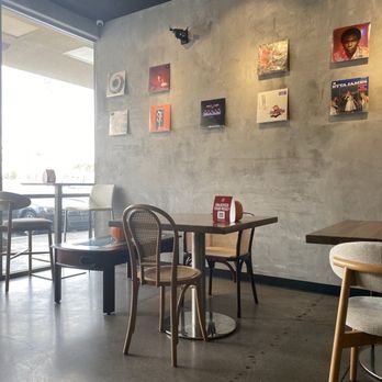 Kohi - Inside seating - Cafes Near Me - Henderson, Nevada Kohi - Inside seating - Cafes Near Me - Henderson, Nevada