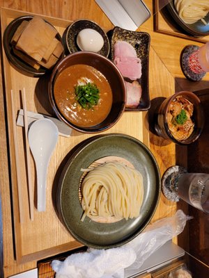 Ramen Tomita by null