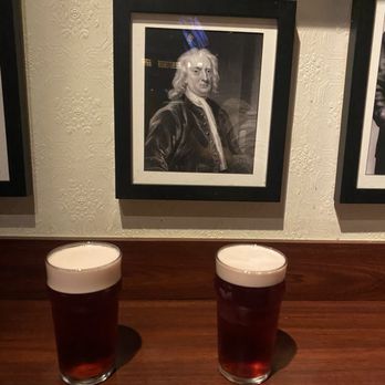 Elephant & Castle - Beer of the month - Pubs Near Me - Chicago, Illinois Elephant & Castle - Beer of the month - Pubs Near Me - Chicago, Illinois
