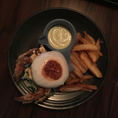 The Replacement - Lodge & Kitchen by null