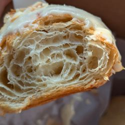 Cafe des Chutes - Mango Sticky Rice Honey Glazed Croissant