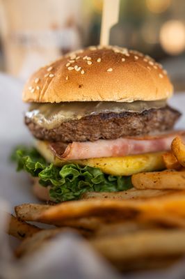 Sesame Burgers & Beer by null