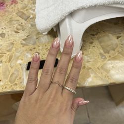 Diva Nails - Beautiful