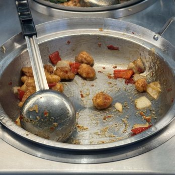 Panda Express - Very few options as most were EMPTY! - Chinese Near Me - Airway Heights, Washington