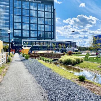 adidas outlet assembly row