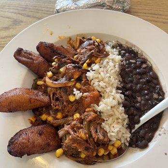 Louie's Grill - Ropa Vieja - Cuban Near Me - Hilliard, Ohio