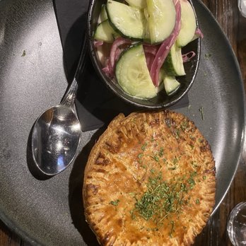 Hawk & Griffin - Chicken and leek pie - Pubs Near Me - Vienna, Virginia Hawk & Griffin - Chicken and leek pie - Pubs Near Me - Vienna, Virginia