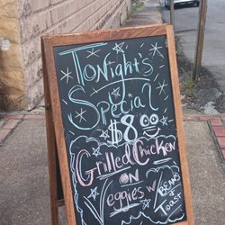 Wagon Wheel Cafe - The beauty behind the best meal that makes the day Special