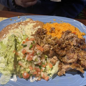 El Pitayo Mexican - Carnitas lunch special - Mexican Near Me - Lovettsville, Virginia