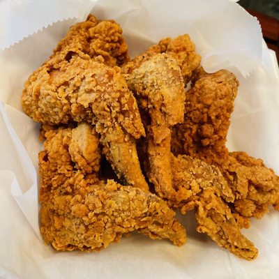 Chicken Lit Tenders & Wings by null