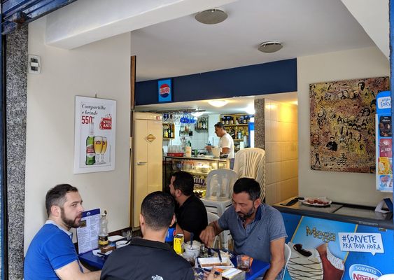 Pavão Azul Bar by null
