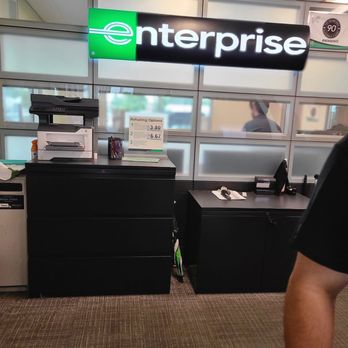 Enterprise Rent-A-Car - Inside store counter - Car Rental Near Me - San Antonio, Texas Enterprise Rent-A-Car - Inside store counter - Car Rental Near Me - San Antonio, Texas