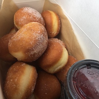 BomboBar - Box of mini bombos to take home with - Desserts Near Me - Chicago, Illinois
