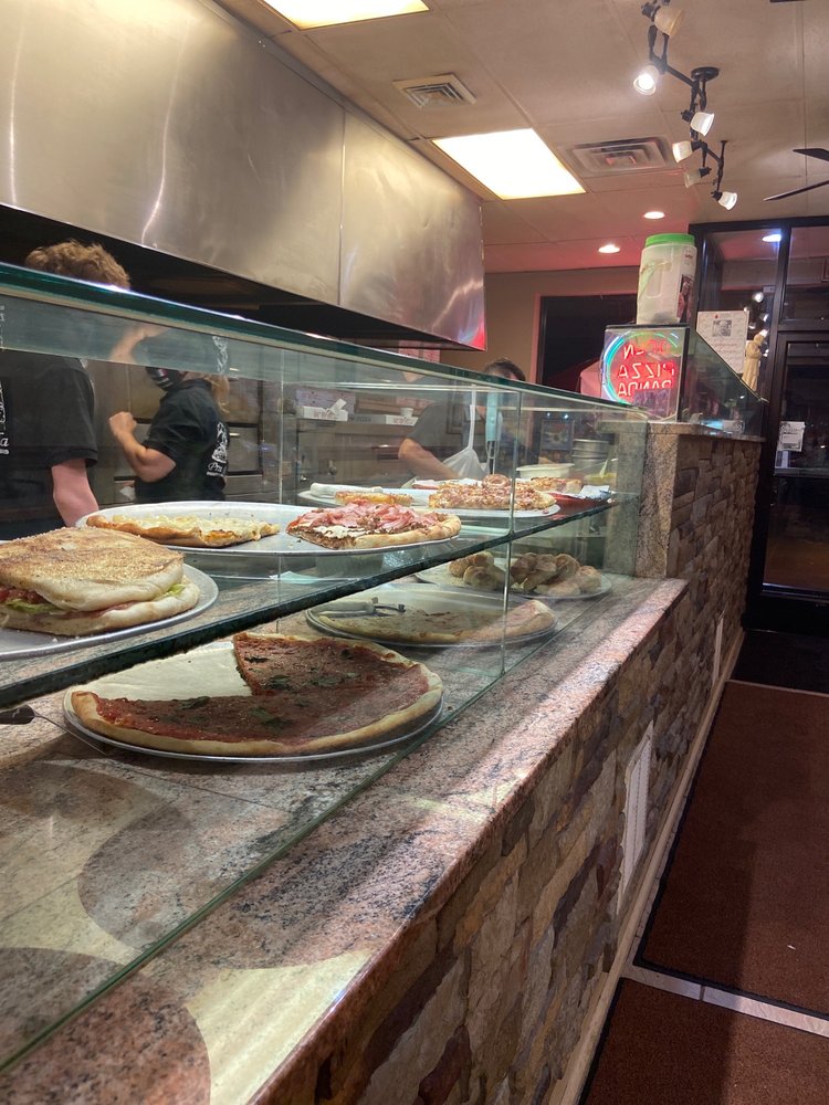 SAL’S PIZZA RANDA ITALIAN RESTAURANT with 19 real customer photos