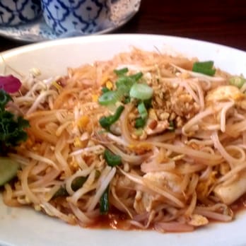 Thai Bay Restaurant - Chicken pad thai - Thai Near Me - Largo, Florida