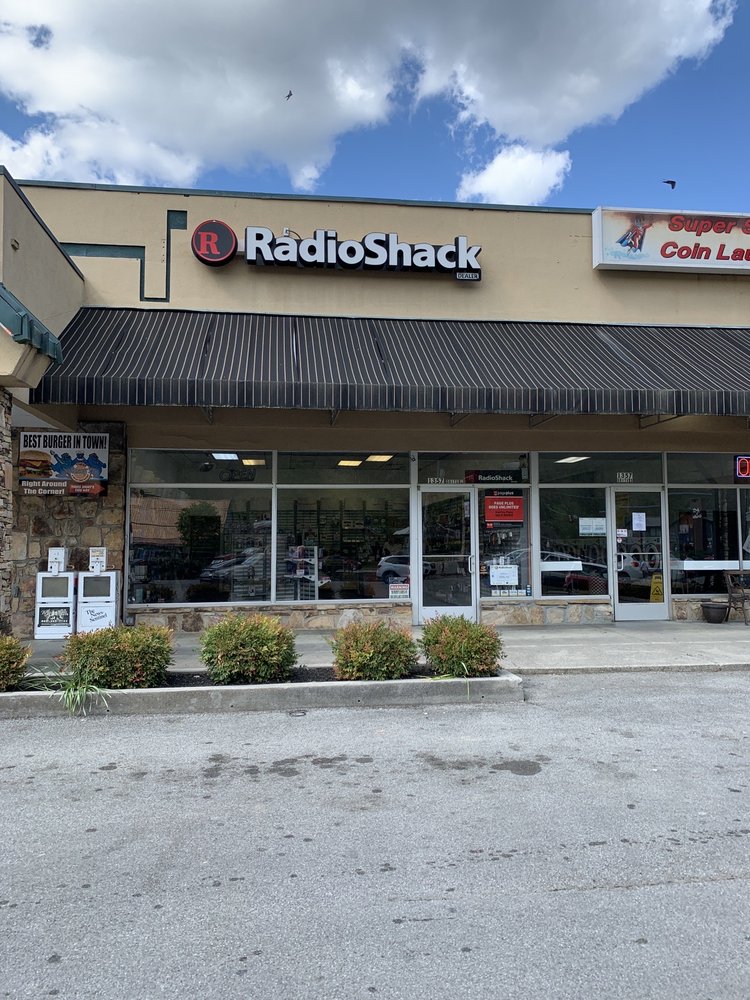 RADIO SHACK GATLINBURG Updated October 2024 1357 E Parkway