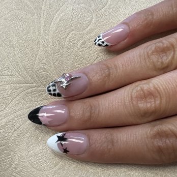 Amazing Nails - Nail Salons Near Me - San Rafael, California
