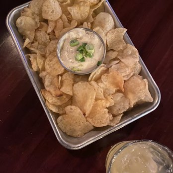 Somewhere in Particular Brewing - Kettle chips - Brewpubs Near Me - Columbus, Ohio