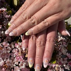 Kelly's Nails