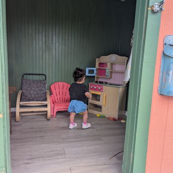 The Meading Room - Outdoor playhouse with play kitchen - Wineries Near Me - Sonoita, Arizona The Meading Room - Outdoor playhouse with play kitchen - Wineries Near Me - Sonoita, Arizona