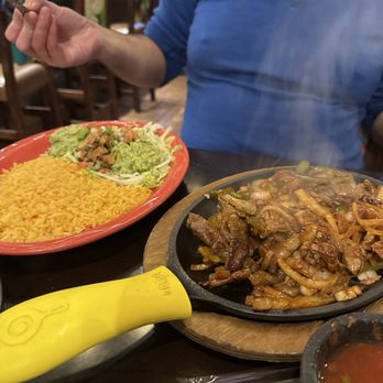 Nuevo Vallarta - Steak fajitas - Mexican Near Me - Frisco, Colorado