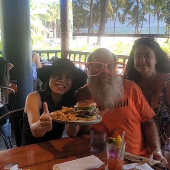 Lulu's Waikiki - #Grateful best cheeseburger ever amazing service A+ for Bloody Marys - Burgers Near Me - Honolulu, Hawaii Lulu's Waikiki - #Grateful best cheeseburger ever amazing service A+ for Bloody Marys - Burgers Near Me - Honolulu, Hawaii