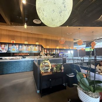 Hanami AYCE Sushi - Japanese Near Me - Austin, Texas