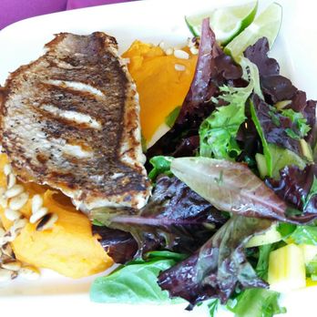 Leche Y Miel Restaurant - Snapper - Comfort Food Near Me - Bronx, New York Leche Y Miel Restaurant - Snapper - Comfort Food Near Me - Bronx, New York