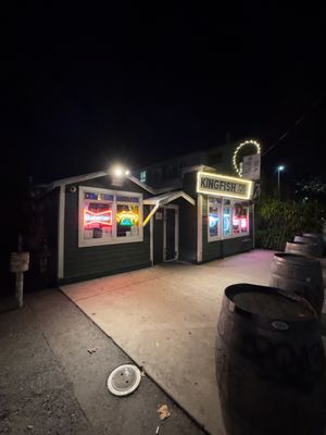 Kingfish Pub & Cafe by null