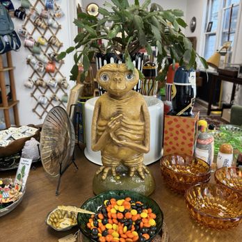 Boro Vintage - Antiques Near Me - Yardley, Pennsylvania