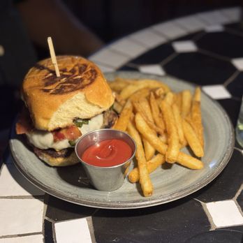Domingo - Poblano Burger - Cocktail Bars Near Me - San Antonio, Texas