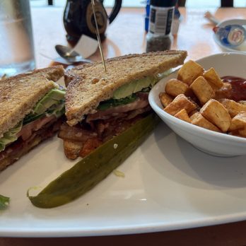 Another Broken Egg Cafe - BLT & Avocado sandwich with a side of country potatoes. - Breakfast & Brunch Near Me - The Colony, Texas Another Broken Egg Cafe - BLT & Avocado sandwich with a side of country potatoes. - Breakfast & Brunch Near Me - The Colony, Texas