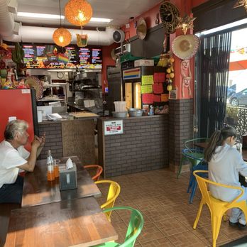Cecy’s Taqueria - Seating area - Food Trucks Near Me - Van Nuys, California