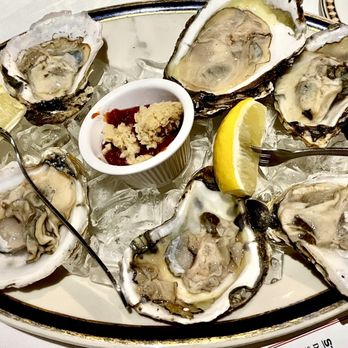 Brentwood Grille - Fresh Oysters - Seafood Near Me - Novi, Michigan