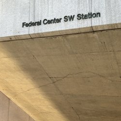 Federal Center SW Metro Station - Station
