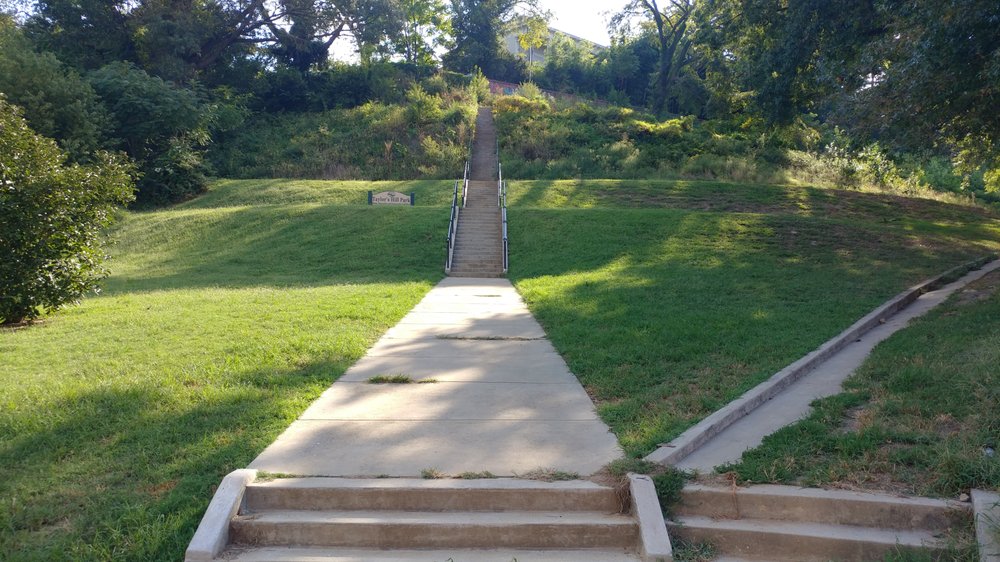 Taylor's Hill Park Logo