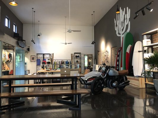 LOOT Cafe Restaurant & Mexican Boutique by null