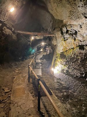 Fugaku Wind Cave by null