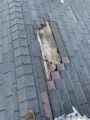 Mi Casa Costruction Roofing Logo