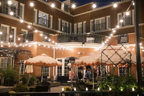 Kingswood Restaurant and Bar by null