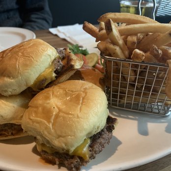 Yard House - Sliders... THESE ARE A MUST! So good! - New American Near Me - Orlando, Florida Yard House - Sliders... THESE ARE A MUST! So good! - New American Near Me - Orlando, Florida