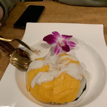 Thai Table Restaurant and Bar - Mango with sticky rice - Salad Near Me - Houston, Texas Thai Table Restaurant and Bar - Mango with sticky rice - Salad Near Me - Houston, Texas