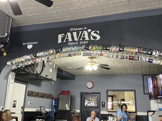 Favas 1910 Diner by null