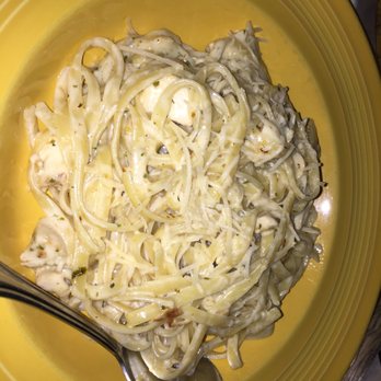 Roman Cucina - Alfredo w/ Chicken - Italian Near Me - Fullerton, California Roman Cucina - Alfredo w/ Chicken - Italian Near Me - Fullerton, California